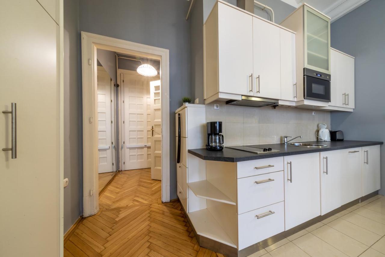 Elisabeth Apartment On Vaci Street Budapest Exterior foto